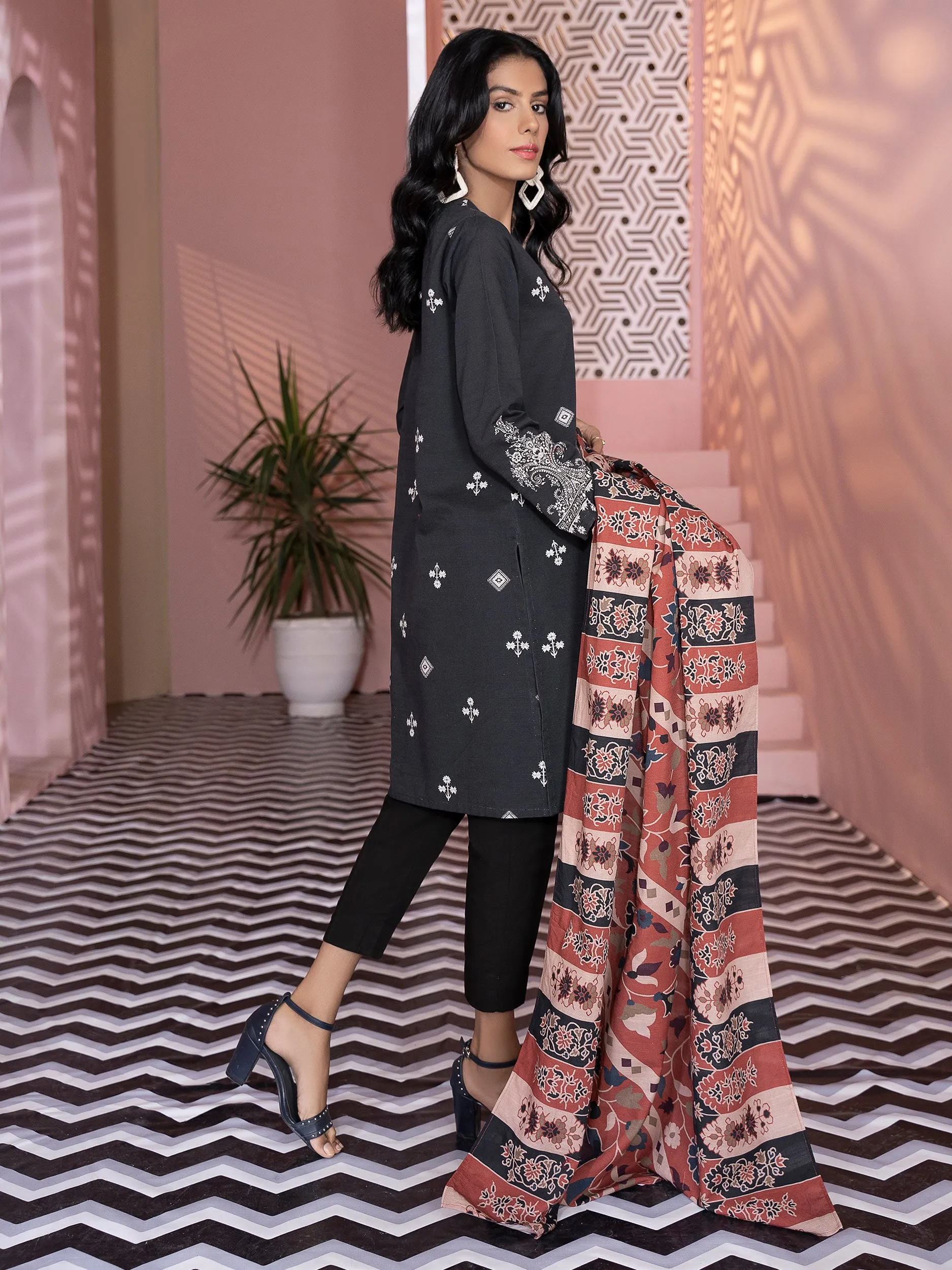 2 Piece Khaddar Suit-Printed (Unstitched)