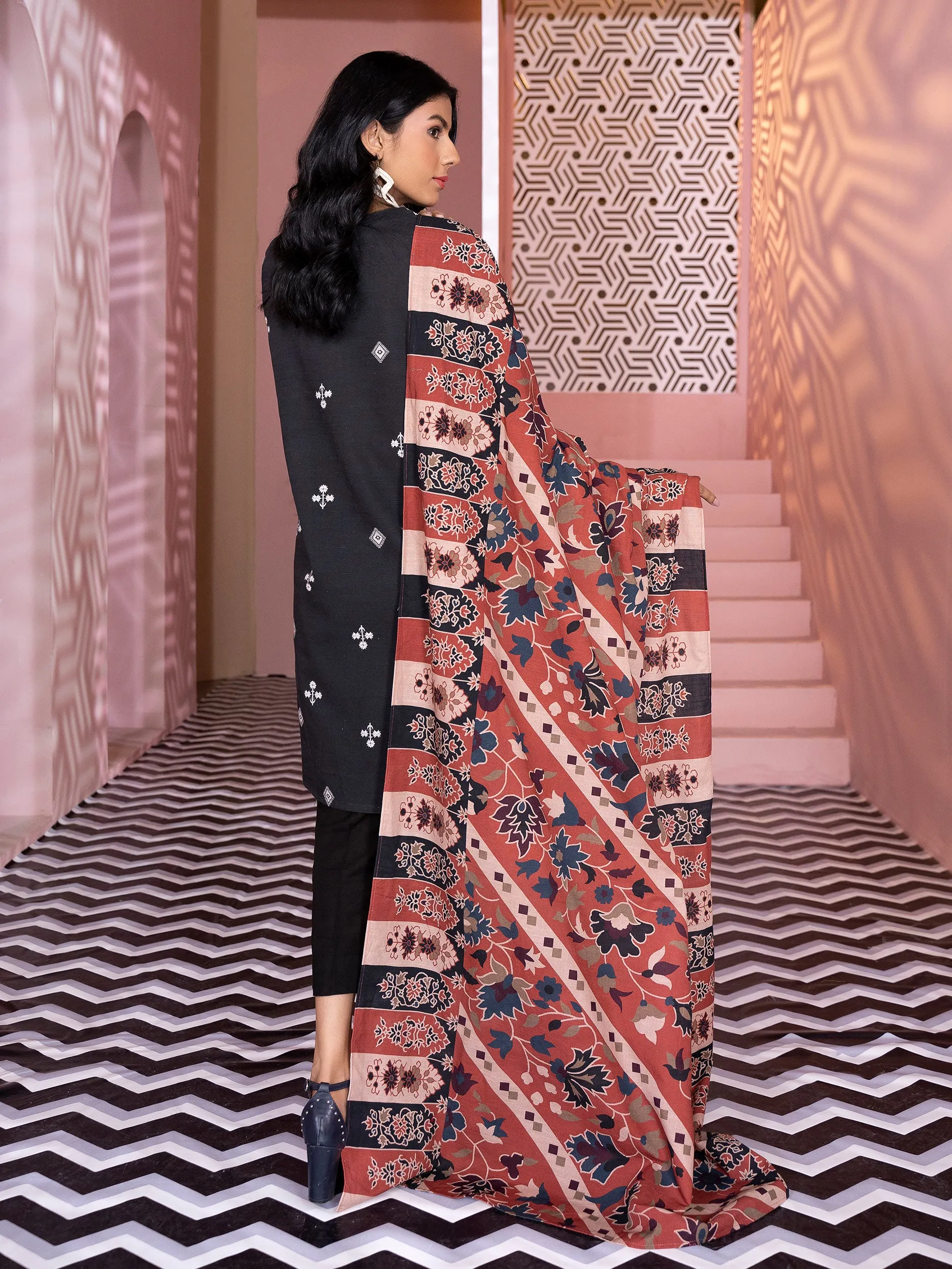 2 Piece Khaddar Suit-Printed (Unstitched)