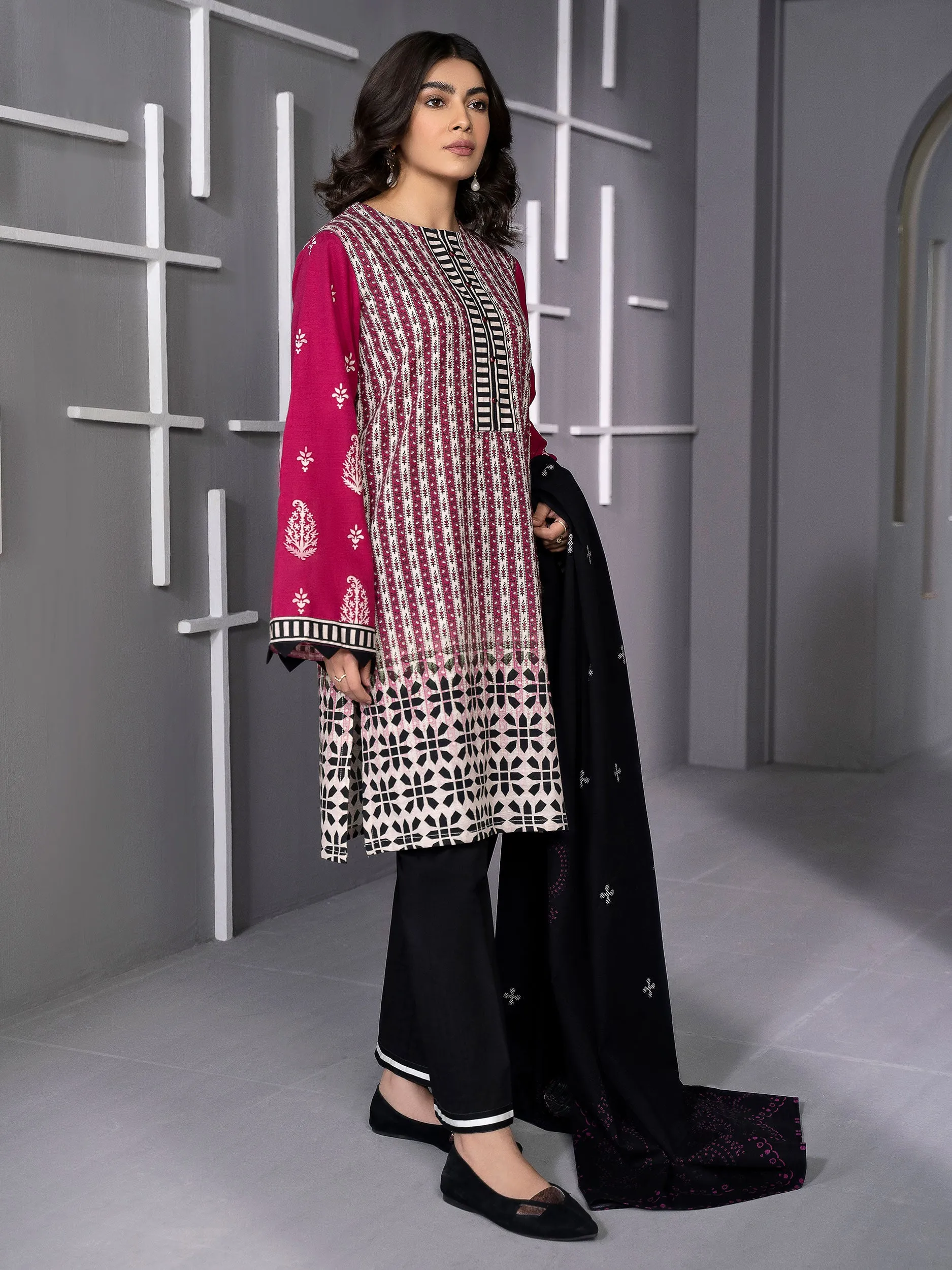 2 Piece Khaddar Suit-Printed (Unstitched)